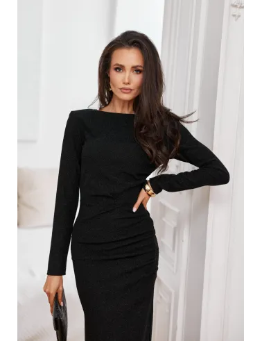 Rhea - długa czarna sukienka z marszczeniem i rozcięciem | Roco Fashion